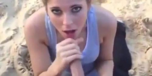 Beach Blowjob Leads To A Facial For This Amateur Please Screw Me Porn