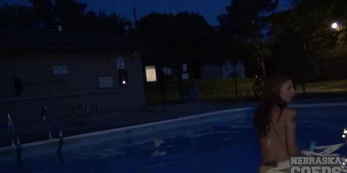 Stripper That Lives Next Door Gets Naked In Neighborhood Pool