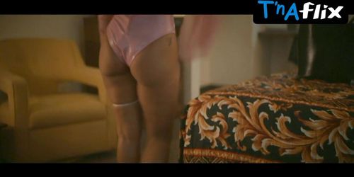 Parker Mckenna Posey Sexy Scene  in Incision