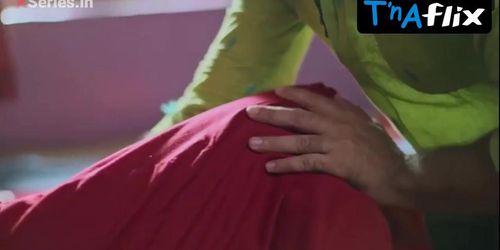 Leena Singh Butt,  Breasts Scene  in Charmsukh : Bidaai 2