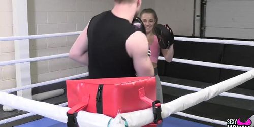 SEXY MOMMA - April Paisley Gets Dirty In The Ring