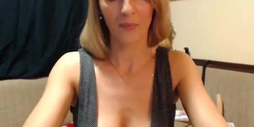 Gorgeous Horny Mother Webcam Show