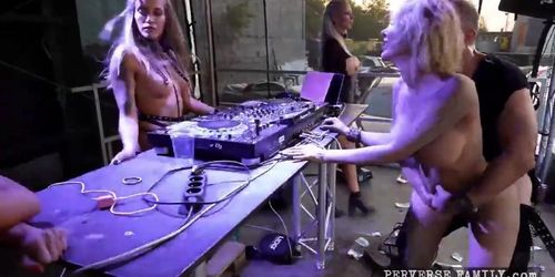 Uploading PervFam S04part3 - Techno Party - Anna De Ville+, Brittany Bardot+, Sarah Kay+, Kitty Li+, Tabitha Poison+, Elen Milli (Anna Kay, Elen Million)