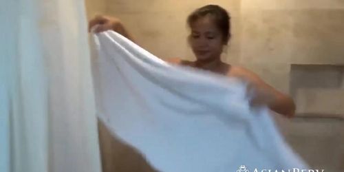 A hot amateur Asian girl gets her pussy licked and fucked in the bathroom