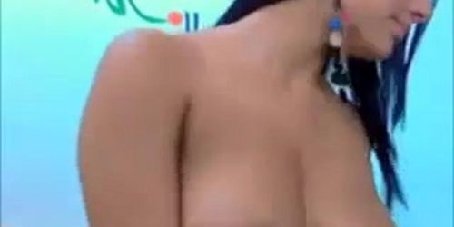 Latina chick masturbateion webcam show with toy