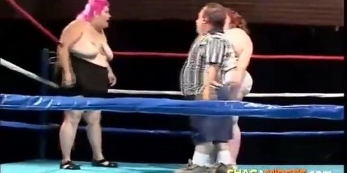 Bbw Chicks Are Wrestling in the Ring