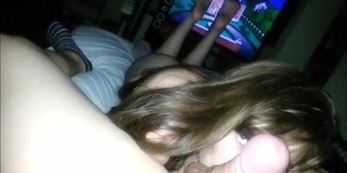 Homemade Amateur Sexy Blue-Eyed Teen Girlfriend Sucks Big Dick