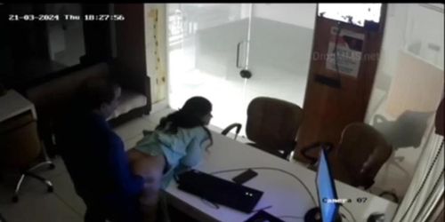 Extremely Beautiful Secretary Fucked By Manager In Office CCTV Cam Recorded (2)