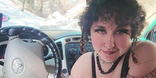 Goth girl sucking cock in car