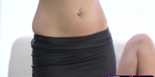 Tattooed blonde newcomer gets pussy licked by other chick before she gives blowjob