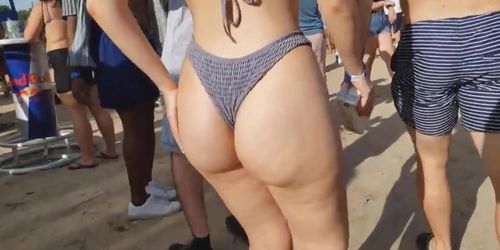 perfect round bubble booty grey bikini