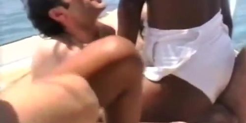 Black slut gets banged by white schlong on beach
