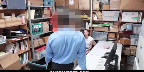 Shoplyfter   Teen Fucks Cop To Get Out Of Trouble