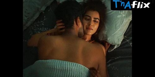Kavya Thapar porn video – Kavya Thapar Sexy Scene  in Ek Mini Katha