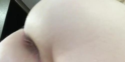 I22y goes wild on her ass