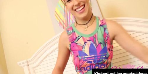 Hot Kimber Lee Blows Your Dick After Charging Your Card!