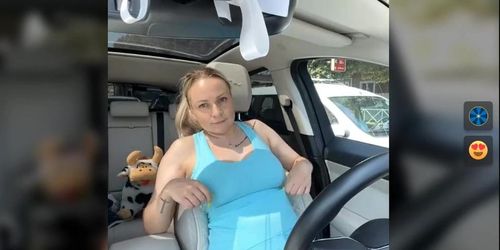 Bondgirl_013 show big boobs during driving