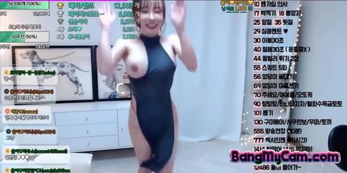 korean massive tits milf camgirl horny slut camshow skinny asian webcam