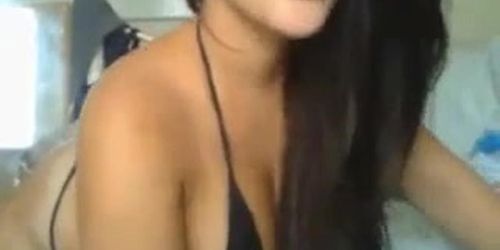 Big booty Latina stripper