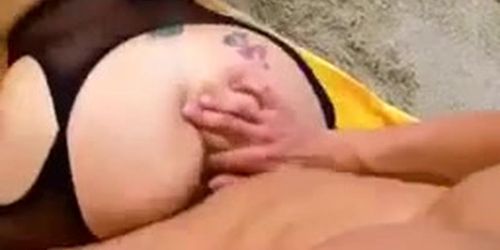 Pequi porn video – Polvazo en la playa con la pequi&ntilde;ita guiri Ashley Rider.