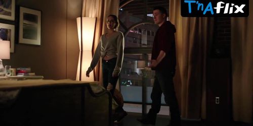 Willa Holland Sexy Scene  in Arrow