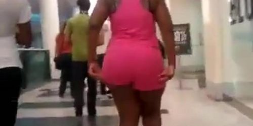 booty walking in pink shorts