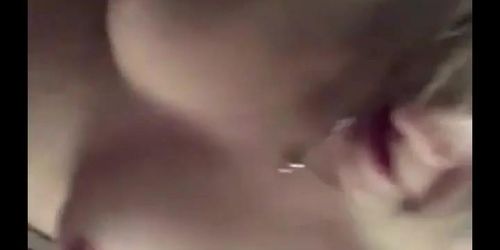 Naughty Filipina beauty upskirt screw