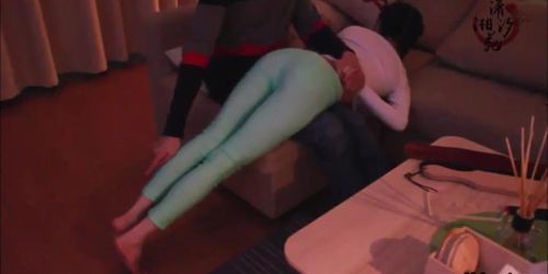 Chinese slut Sya howls as she get spanked