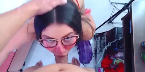 With her glasses on she suck my dick for fans