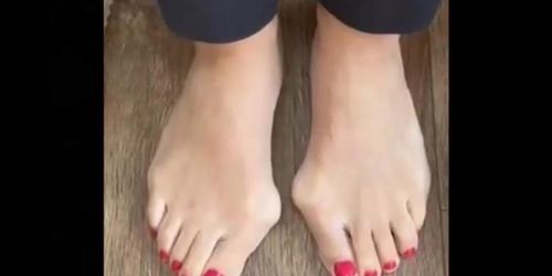 Sexy feet and Bunion footjob slide show no sound