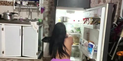 Boss covertly films maid with big butt (Katrina4deluxe)