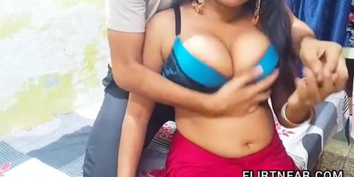 Soniya Bhabhi Ke Mote Tits