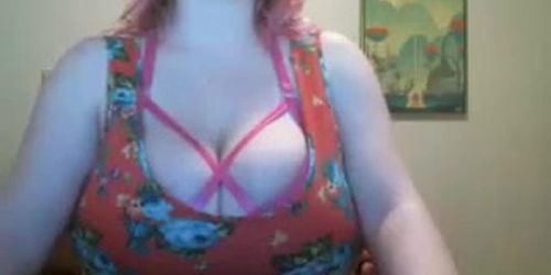 Huge Boobs Camgirl Gives Head And Fucks (Cassie0pia )