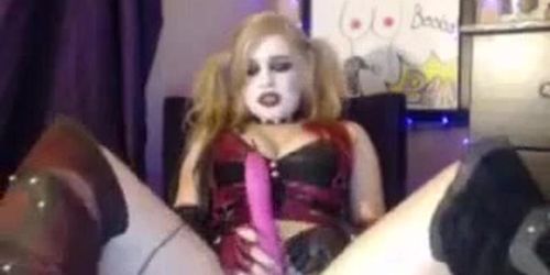 Harley Quin Cosplay Masturbates Orgasm On Webcam