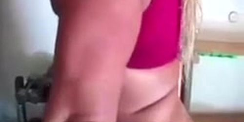 Blonde Works Out Bare Arsed