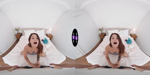 TmwVRnet -Valentina Lapiedra - Stop studying and start sucking!