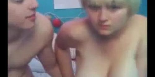 This guy is lucky by having beautiful and hot bbw gf