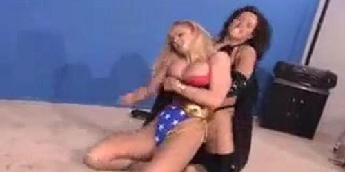 blonde superheroine (Tanya Danielle)