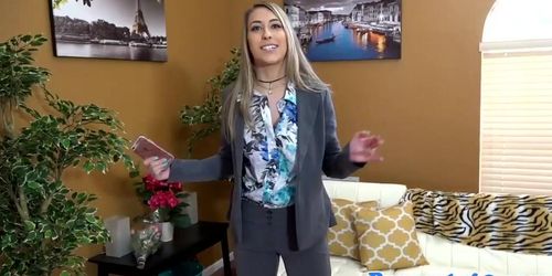 Realtor girl fucks boyfriend at house showing