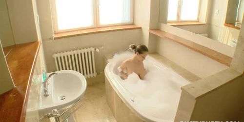 lucie wilde - bath solo