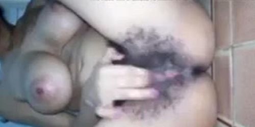 hairy kinky bigtits masturbating