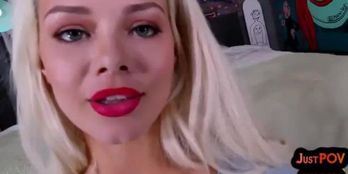 Bimbo with a hot face sucking and riding in a close shot