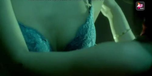 Ragini MMS - Bollywood Lesbian Scene