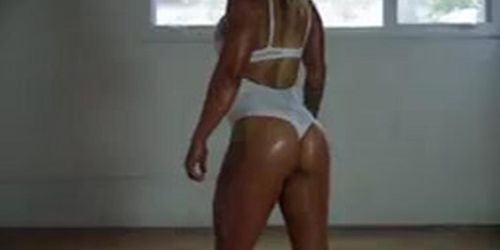 Fitness Model Ashley Horner