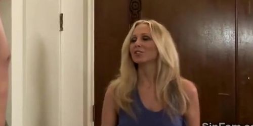 Lucky stud fucks stunning big boobed blonde stepmom