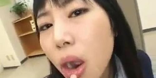 japanese girl cumplay, swallows many loads of jizz (subtitled)