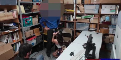 Oh no teen Geneva King must fuck in front of parent