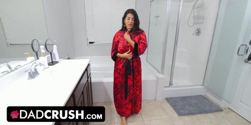 Step Daughter Jasmine Sherni Feels Weird About Her New Stepdad Feeling Up Her Boobs And Ass -Dadcrush