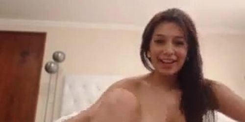 Smooth skin and Nice body Tania naked chatting sex cam (Latin Porn)