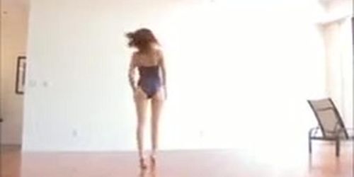 Nude yoga and dance - Tnaflix.com